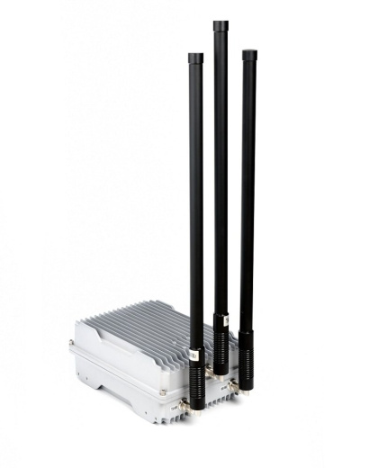 Автомобильный детектор дронов Богомол Авто-3